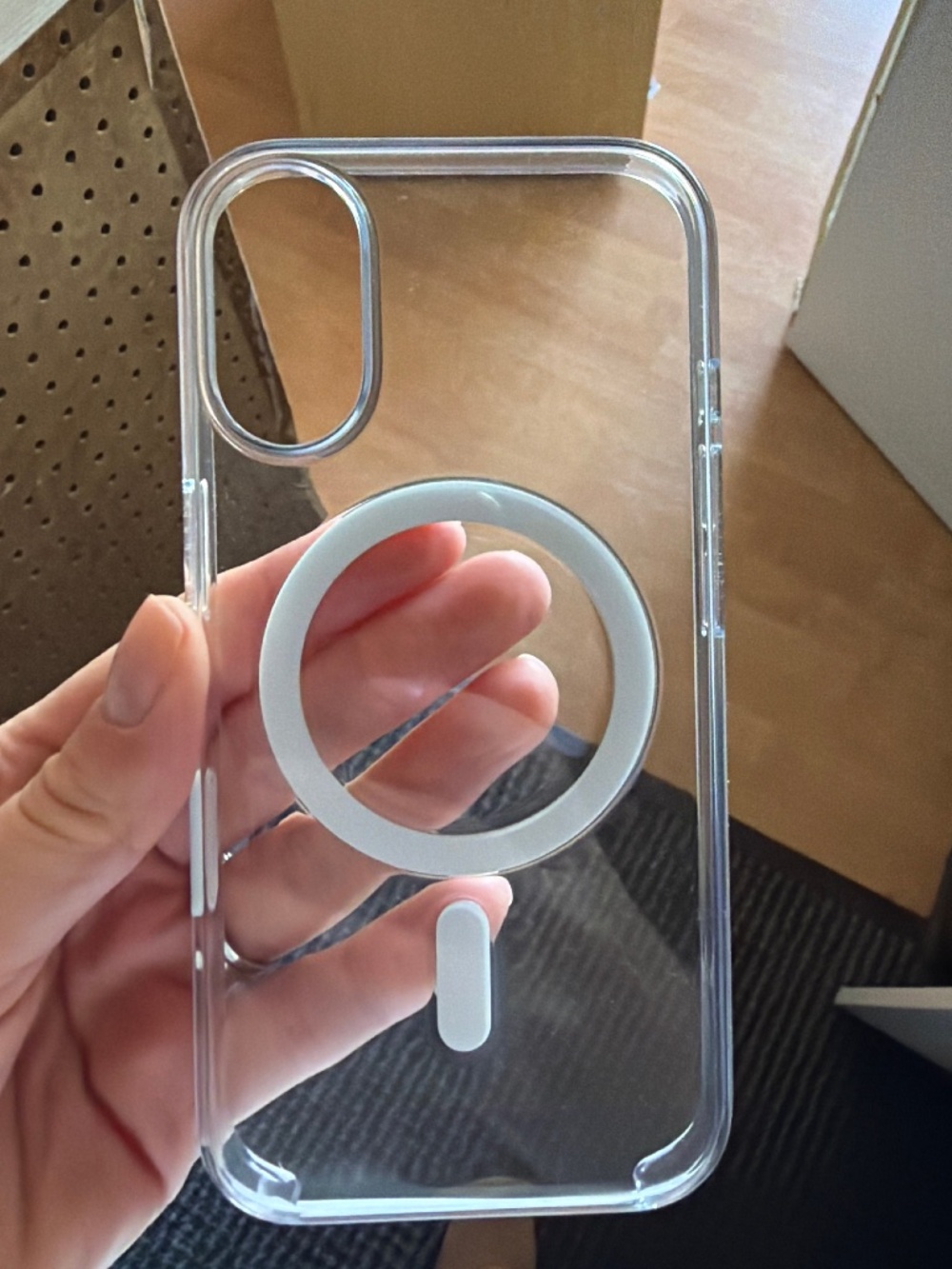 iPhone 16 clear case apple